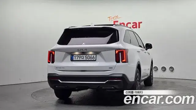 Kia Sorento 2024 — ფოტო 12/20
