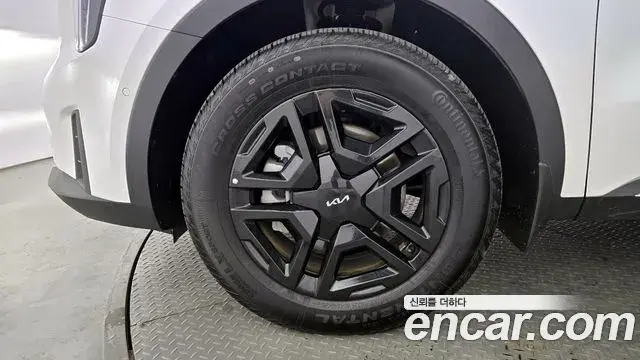 Kia Sorento 2024 — ფოტო 10/20