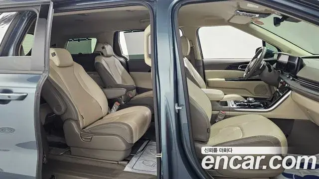 Kia Carnival 2021 — Фото 10/20