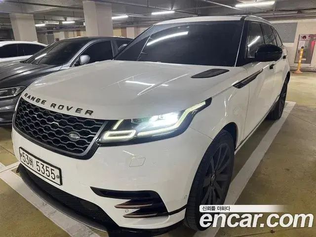 Land Rover Range Rover Velar 2018 — Photo 3/20