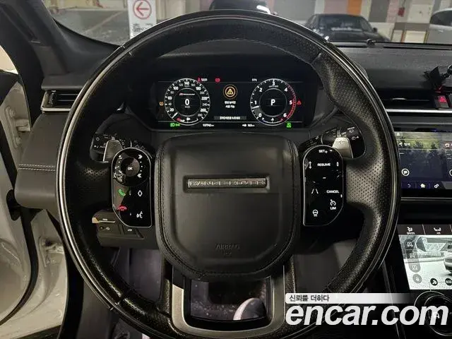 Land Rover Range Rover Velar 2018 — Photo 6/20