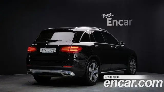 Mercedes-Benz GLC-Class 2019 — Şəkil 6/20