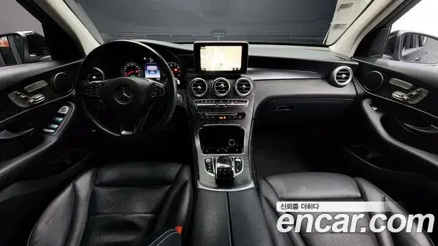 Mercedes-Benz GLC-Class 2019 — Şəkil 2/20