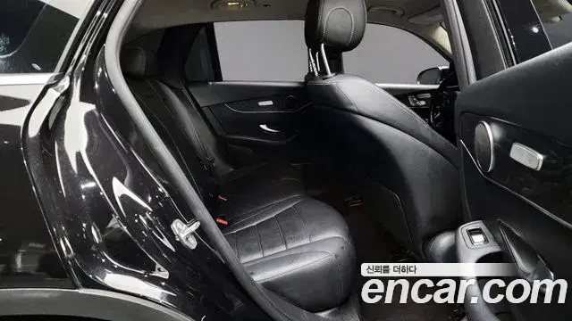 Mercedes-Benz GLC-Class 2019 — Şəkil 5/20