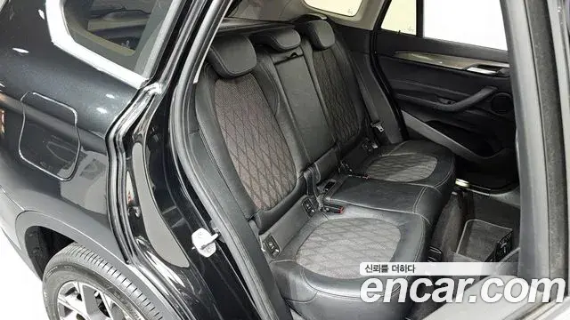BMW X1 2021 — ფოტო 2/20