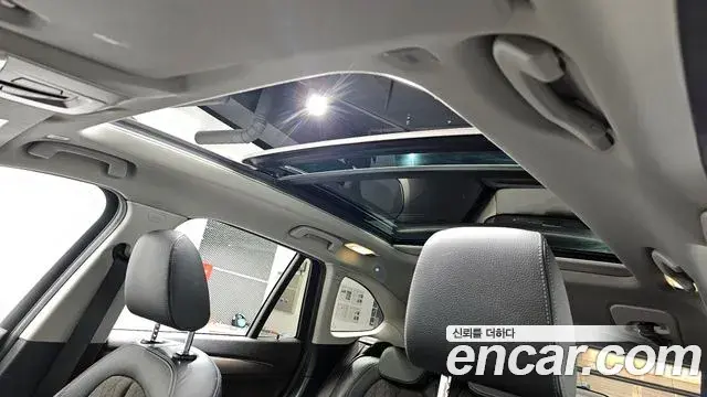 BMW X1 2021 — ფოტო 15/20