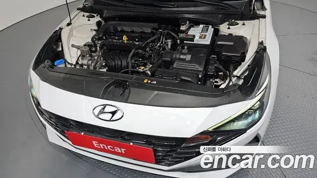 Hyundai The New Avante Hybrid 2021 — Şəkil 13/20
