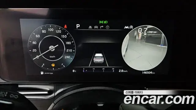 Kia Carnival 2021 — Фото 8/20