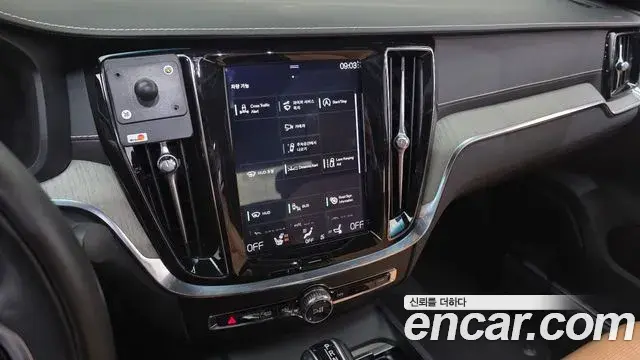 Volvo S60 2019 — ფოტო 3/20