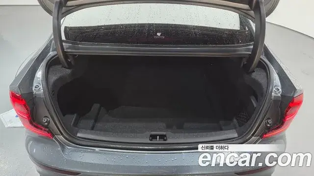 Volvo S60 2019 — ფოტო 6/20