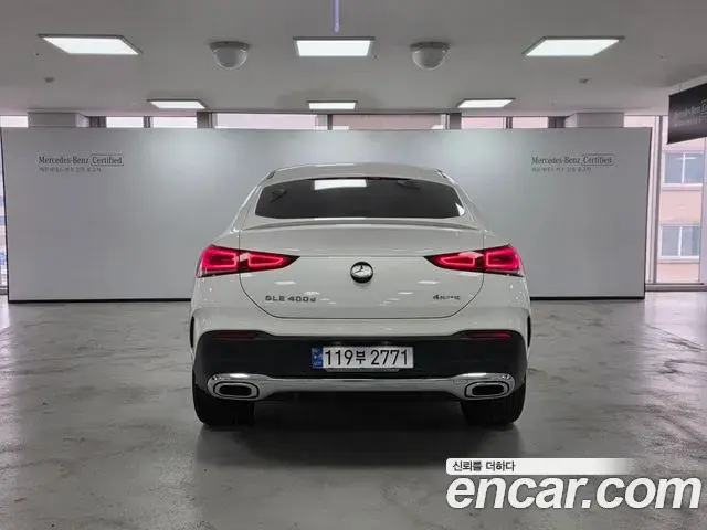 Mercedes-Benz GLE-Class 2023 — ფოტო 2/17