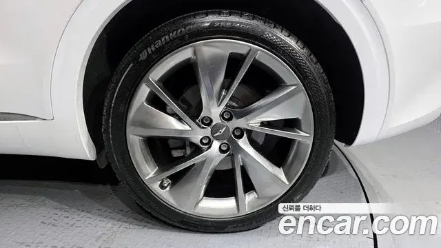 Genesis GV70 2021 — Şəkil 1/20