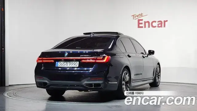 BMW 7 Series 2022 — Photo 17/20