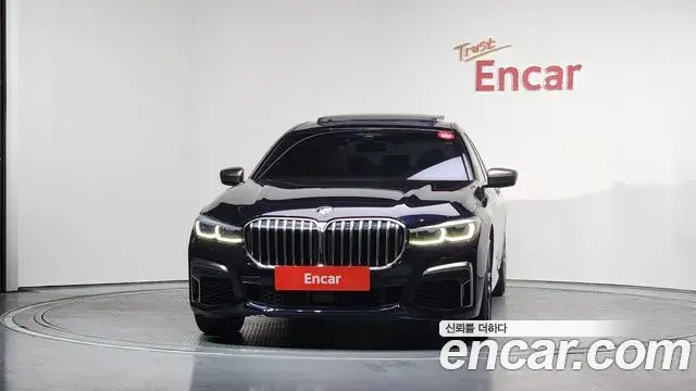 BMW 7 Series 2022 — Photo 10/20