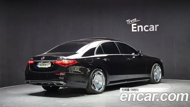 Mercedes-Benz S-Class 2023 — ფოტო 1/20