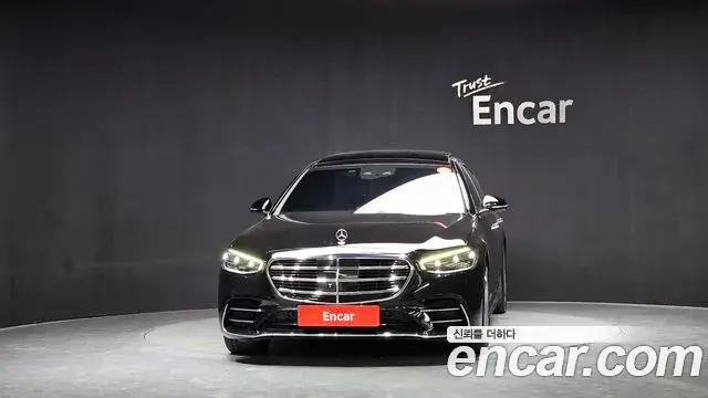 Mercedes-Benz S-Class 2023 — ფოტო 14/20