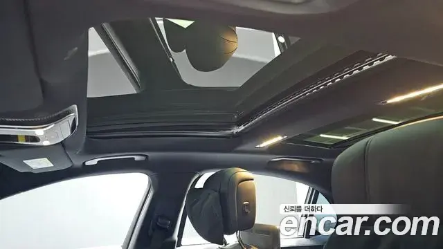 Mercedes-Benz S-Class 2023 — ფოტო 19/20