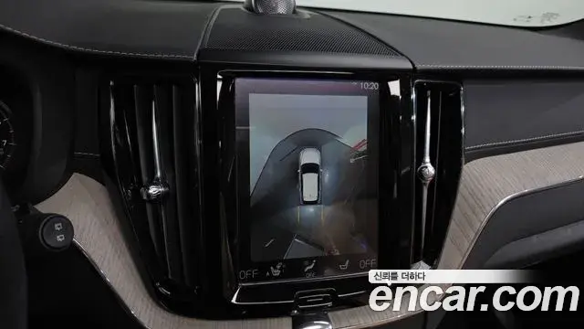Volvo XC60 2020 — Photo 5/20