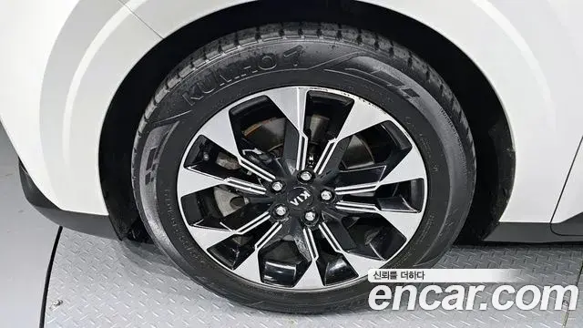 Kia Carnival 2021 — Фото 5/20