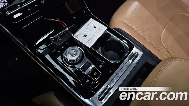 Kia Carnival 2021 — Фото 9/20