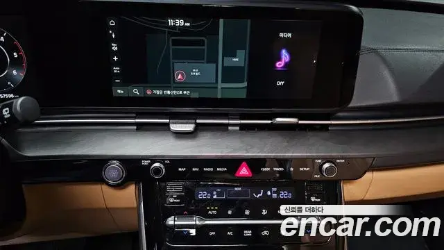Kia Carnival 2021 — Фото 16/20
