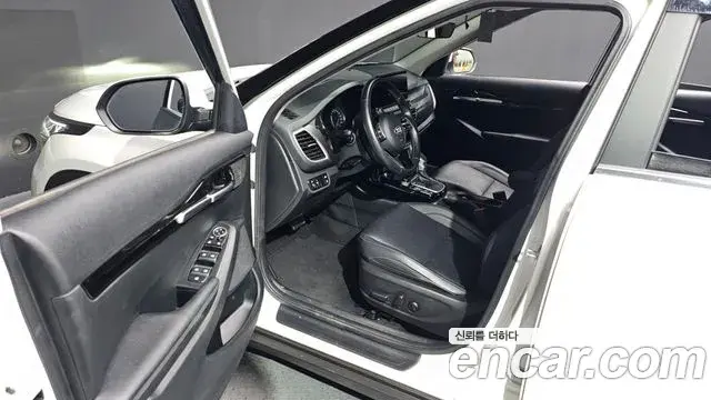 Kia Seltos 2021 — Photo 16/20