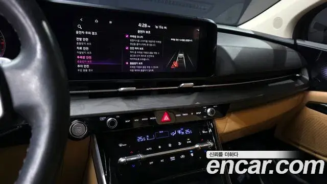 Kia Carnival 2023 — Фото 14/20