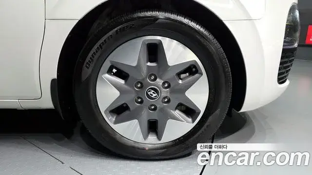 Hyundai Staria 2021 — Şəkil 2/20