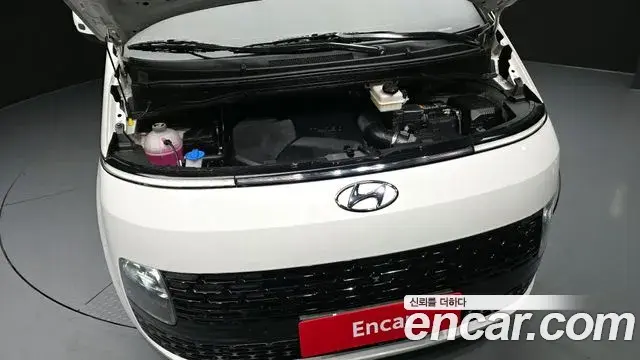 Hyundai Staria 2021 — Şəkil 17/20