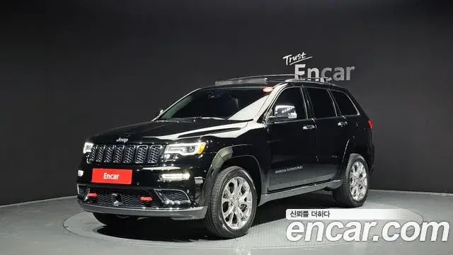 Jeep Grand Cherokee 2020 — Фото 1/20