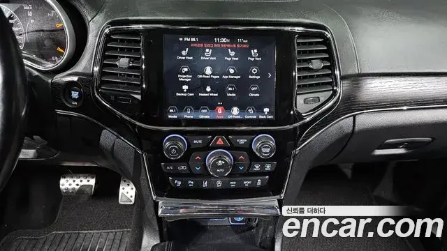 Jeep Grand Cherokee 2020 — Фото 14/20