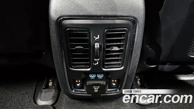 Jeep Grand Cherokee 2020 — Фото 19/20