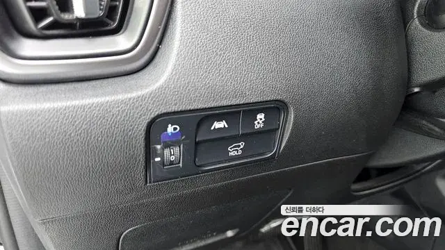 Kia Sorento 2021 — ფოტო 13/20