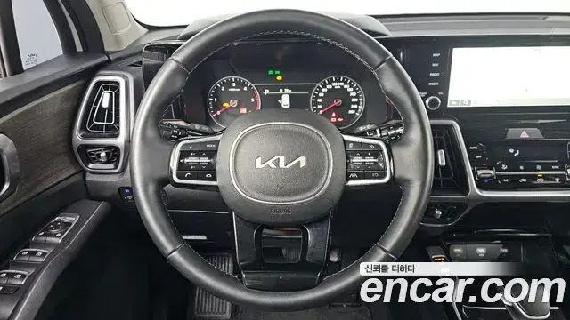 Kia Sorento 2021 — ფოტო 17/20