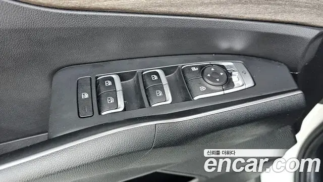 Kia Sorento 2021 — ფოტო 8/20
