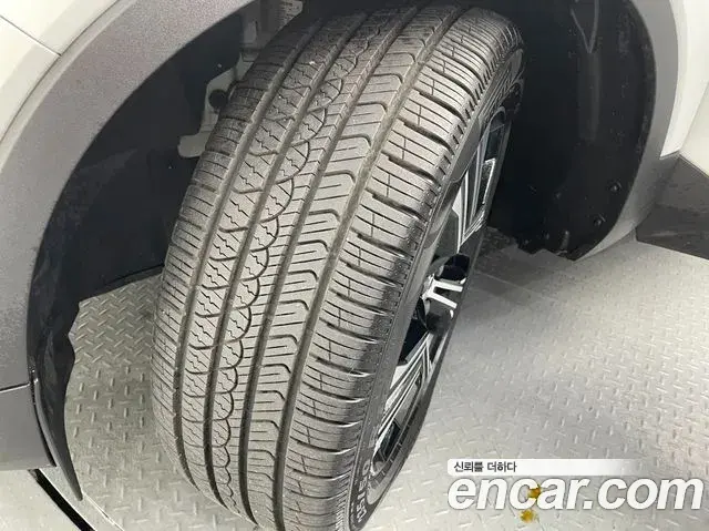Volvo XC40 2019 — Şəkil 14/20