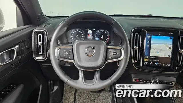 Volvo XC40 2019 — Şəkil 4/20