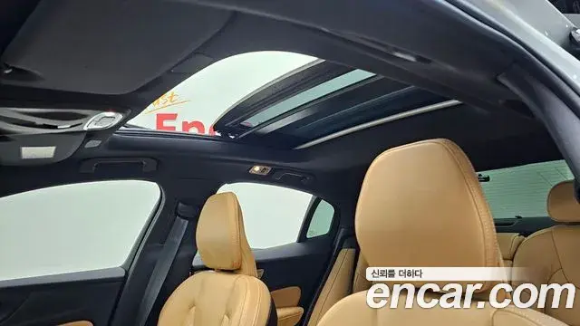 Volvo S60 2022 — Photo 16/20