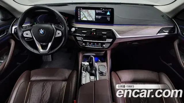 BMW 5 Series 2023 — Photo 20/20