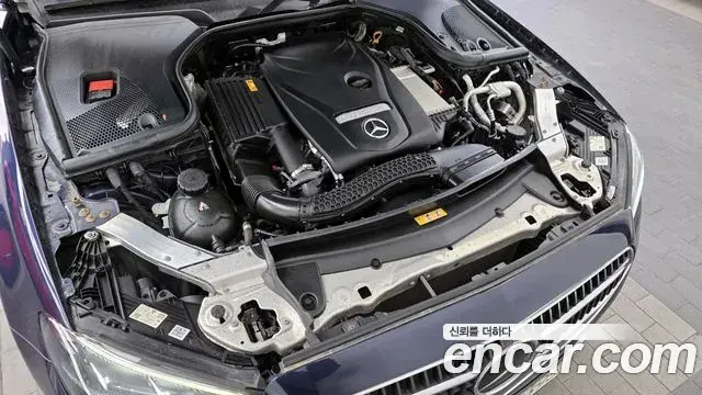 Mercedes-Benz E-Class 2021 — Şəkil 6/20