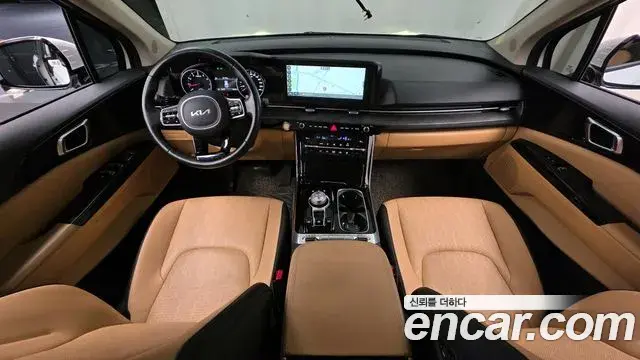 Kia Carnival 2022 — ფოტო 8/20