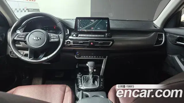 Kia Seltos 2020 — Photo 16/20