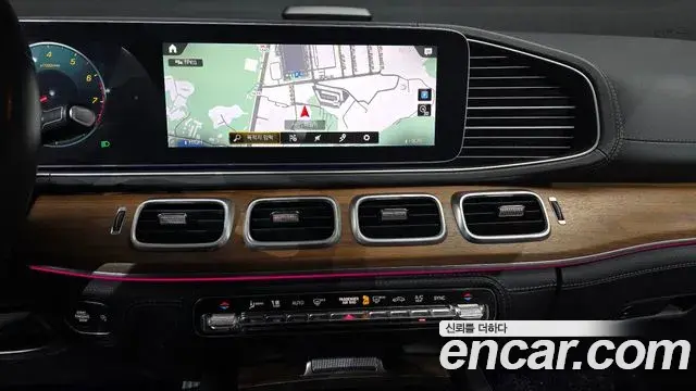 Mercedes-Benz GLE-Class 2019 — Şəkil 13/20