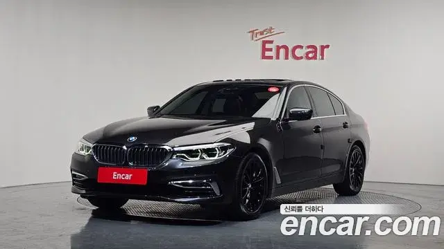 BMW 5 Series 2020 — Şəkil 17/20