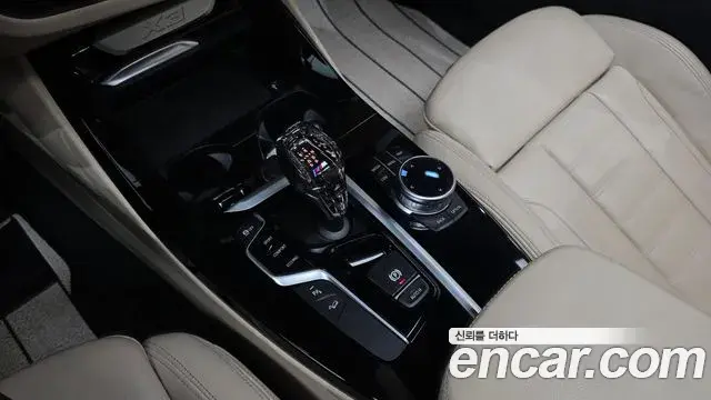 BMW X3 2019 — ფოტო 14/20