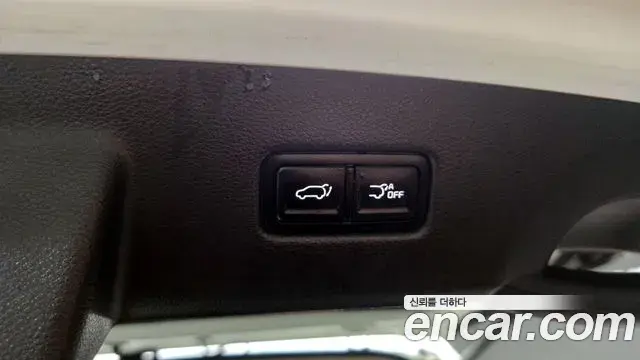 Kia Carnival 2023 — Фото 20/20