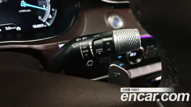 Genesis GV70 2021 — ფოტო 8/20