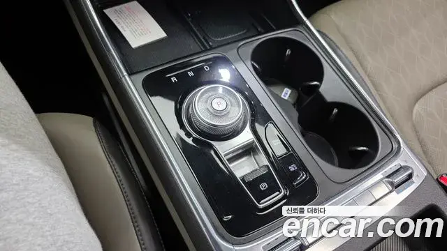 Kia Carnival 2023 — Фото 9/20