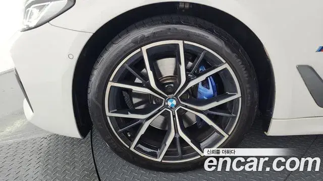 BMW 5 Series 2022 — ფოტო 17/20