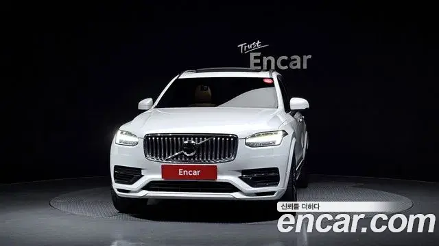 Volvo XC90 2021 — Фото 3/20